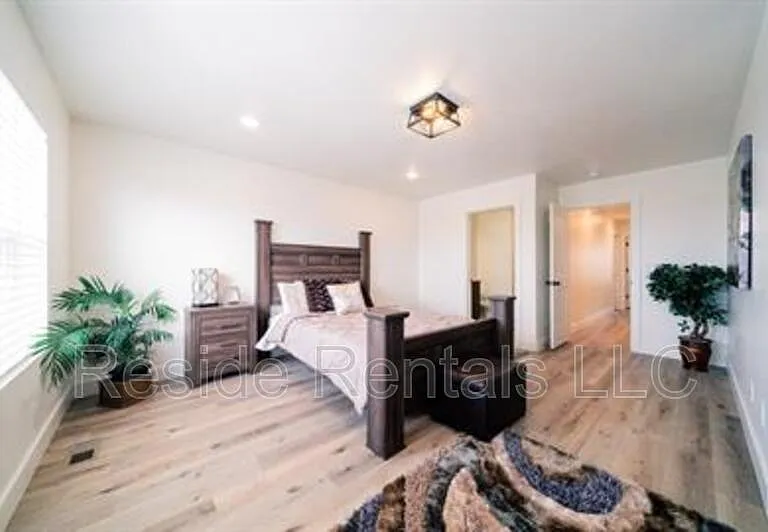 220 N Spring Creek Pkwy #15 — Photo 12