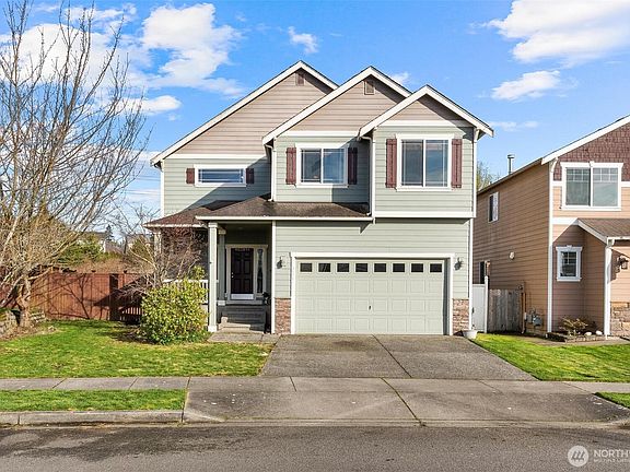 2nd image of 3227 80th Avenue NE