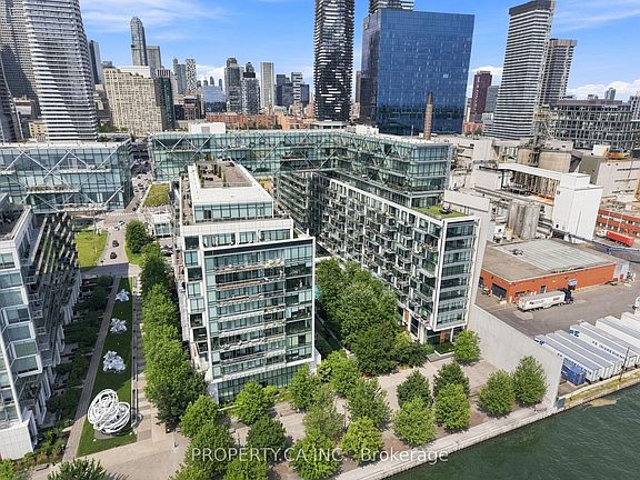 3rd image of 39 Queens Quay E #625
