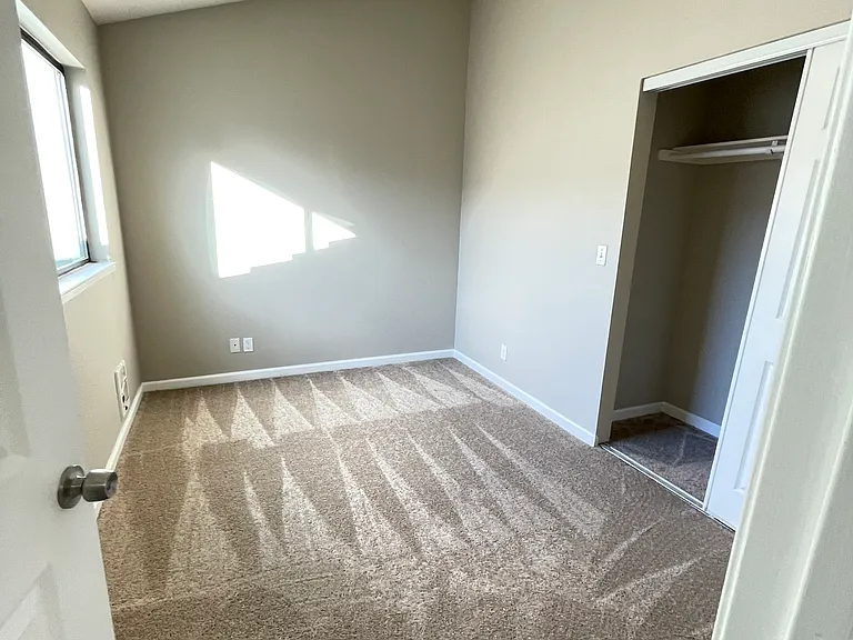 151 White Pine Dr — Photo 10