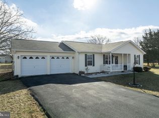 61 Reynolds Ct, Inwood, WV 25428