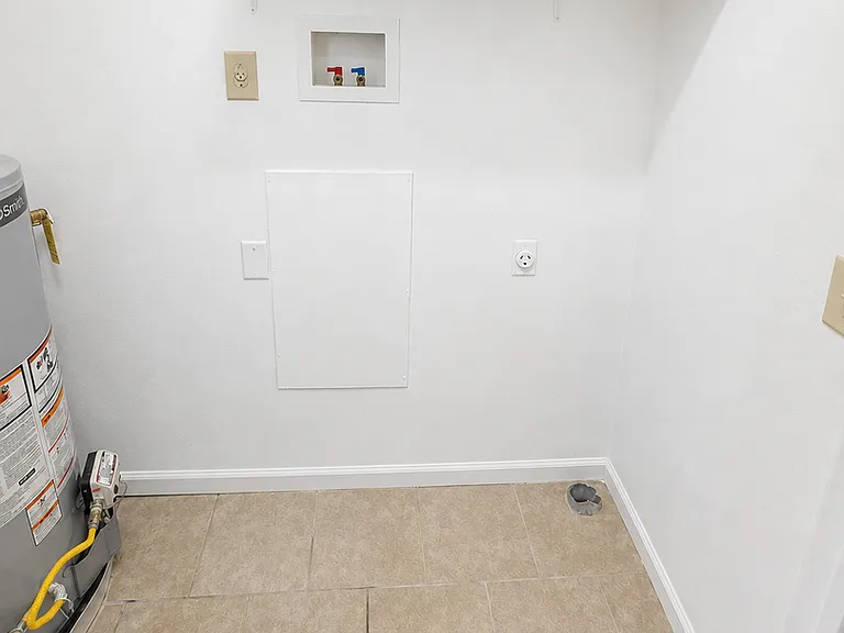 223 Cooper Rd — Photo 12