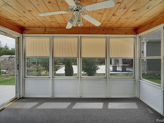 5th image of 4901 Pointe Tremble Rd
