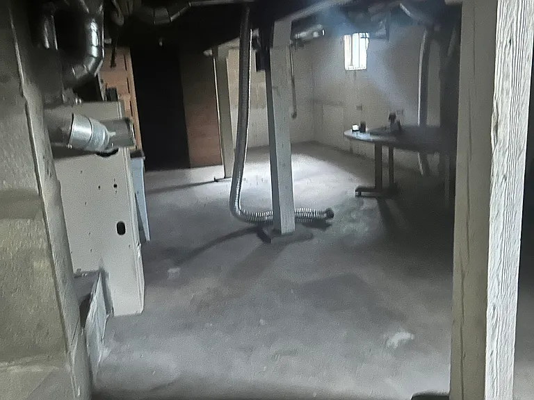 510 E 7th St #1 — Photo 8