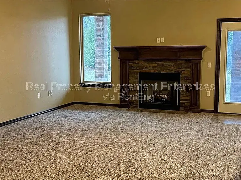 1661 Appaloosa Dr — Photo 3