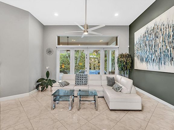 4th image of 4135 NW 67th Way