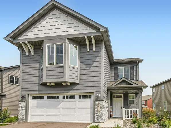 9931 Bluebird St NW, Coon Rapids, MN 55433