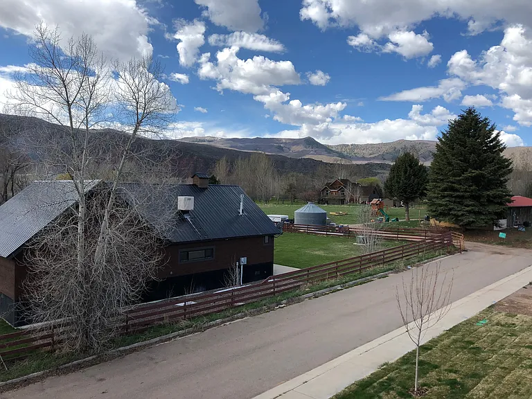 30 Glassier Ln — Photo 8