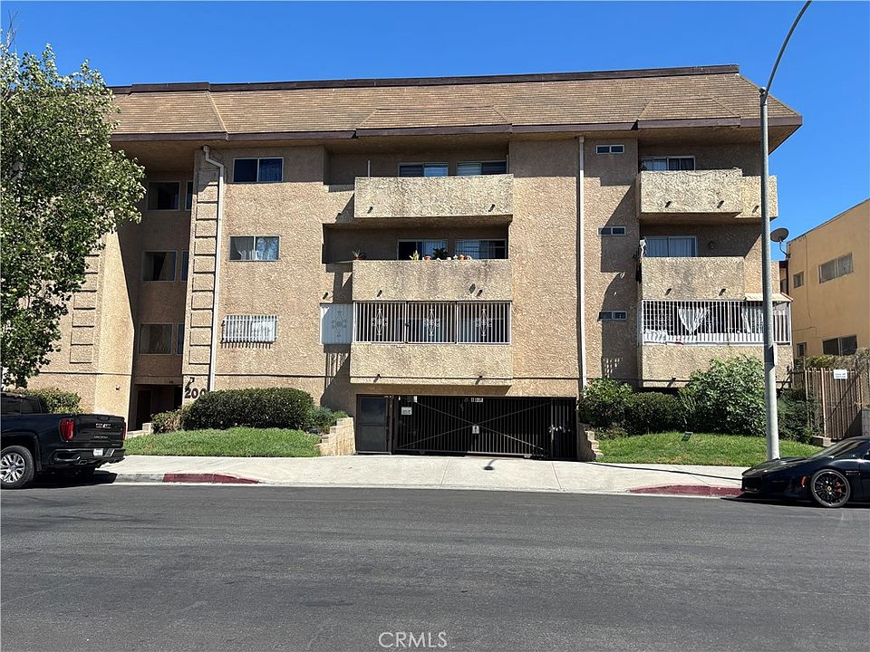 1st image of 200 S Reno St