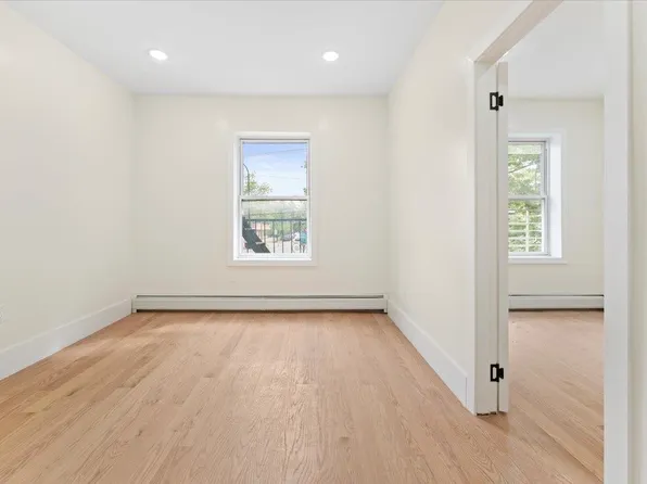 2321 John F Kennedy Boulevard image 2 of 14