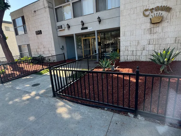 11948 Burbank Blvd APT 15, Valley Village, CA 91607
