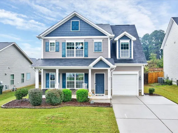 287 W Falcon Ct, Clayton, NC 27520