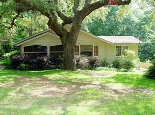 166 Pier Ave, Fairhope, AL 36532