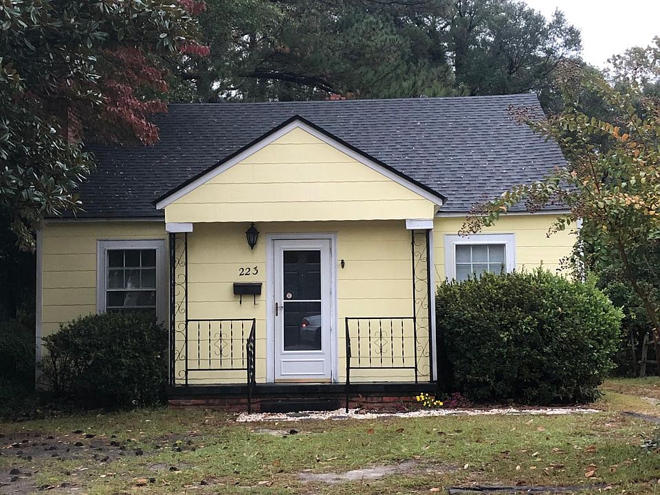 2nd image of 223 Pinecrest Dr