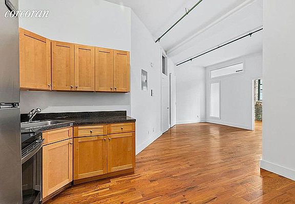 2nd image of 239 Banker St APT 3B