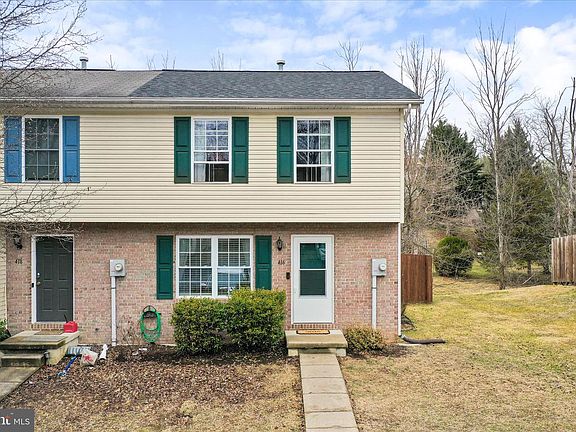 4th image of 416 Ridgefield Ave