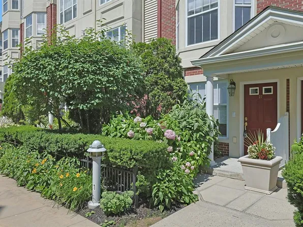 27 Bridge Lane, Haverstraw, NY 10927