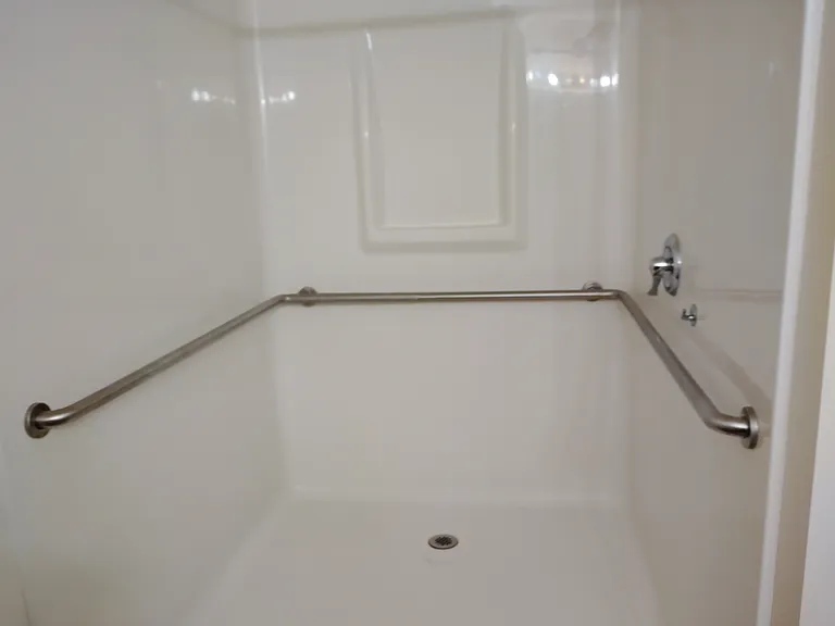 2900 22nd Ave #6 — Photo 2