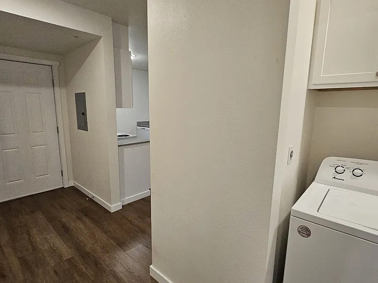 West Brook Apartments — Photo 7