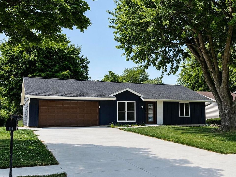 1st image of 810 Cheshire Cir