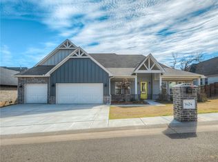 1424 Mason Ln, Edmond, OK 73034