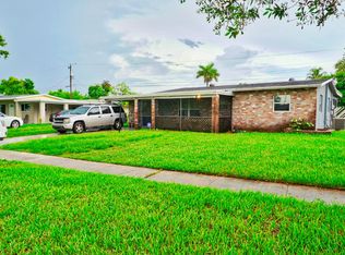 1112 E River Dr, Pompano Beach, FL 33063