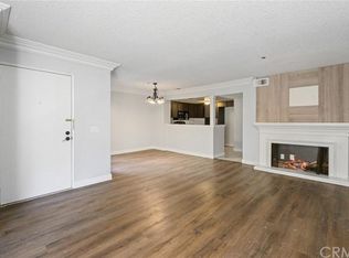 304 E Chestnut Ave #H213, Santa Ana, CA 92701