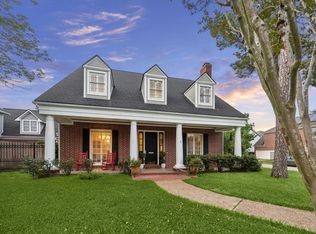 4900 Florence St, Bellaire, TX 77401