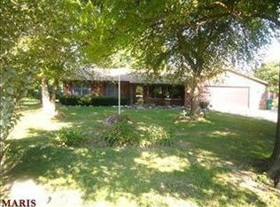 1428 Teson Rd, Hazelwood, MO 63042