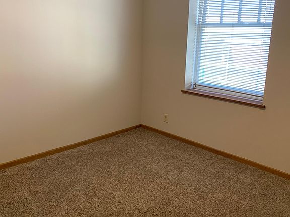 5th image of 139 N 11th St APT 404