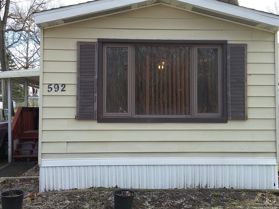 1st image of 592 Westbrook Ave