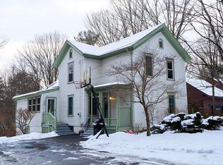 53 E Center St, Leeds, MA 01053