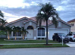 440 SW 178th Way, Pembroke Pines, FL 33029