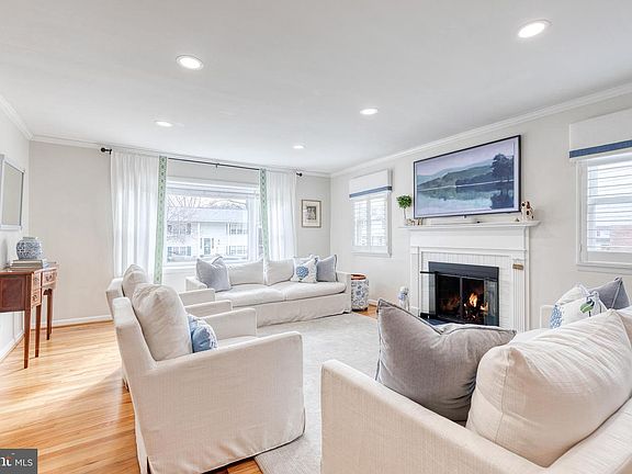 2nd image of 8206 Burnley Rd