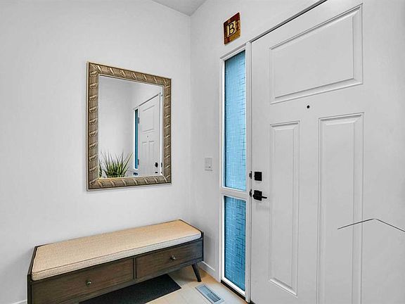 4th image of 55 E Fireside Cir #124