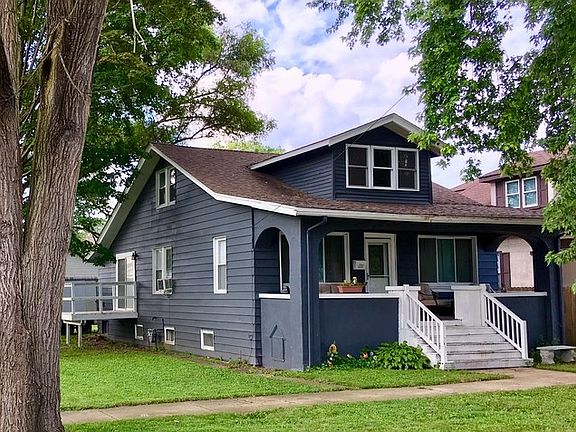 2nd image of 638 Illinois St