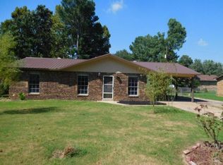 214 Lawson Ave E, Wynne, AR 72396