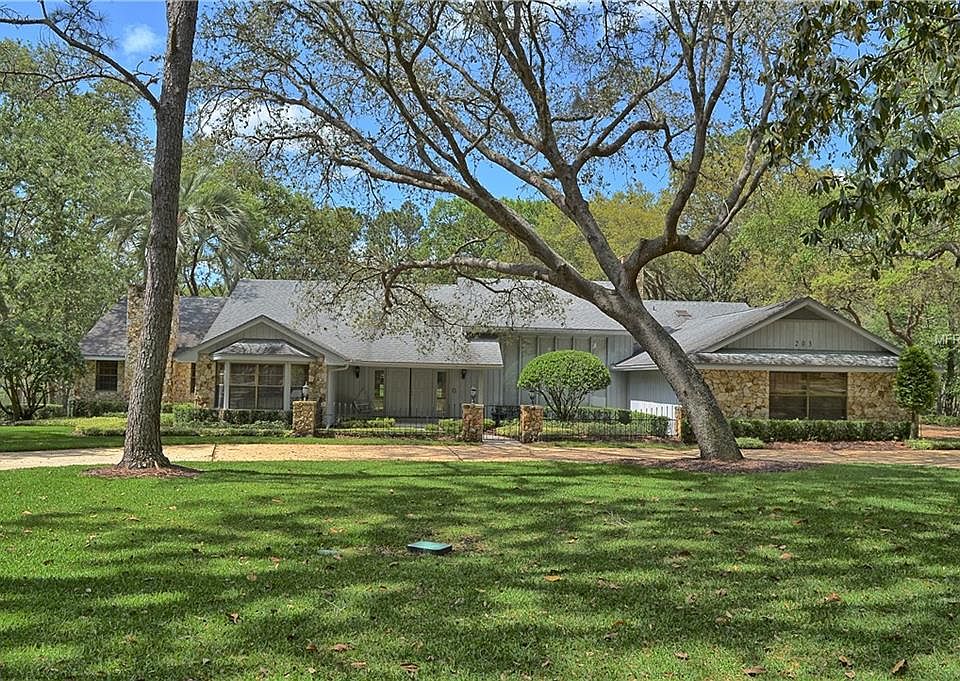1st image of 203 Magnolia Lake Dr