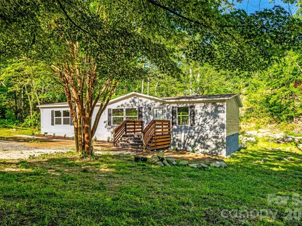 45 Alan Retreat Rd, Hendersonville, NC 28792