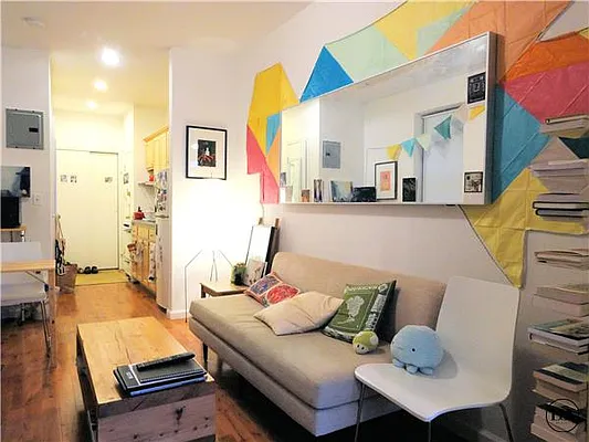 Rented by DSA Realty | media 20