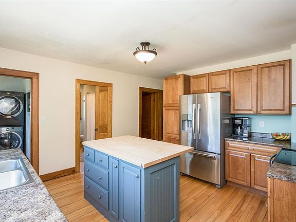 5th image of 1937 250th St NW