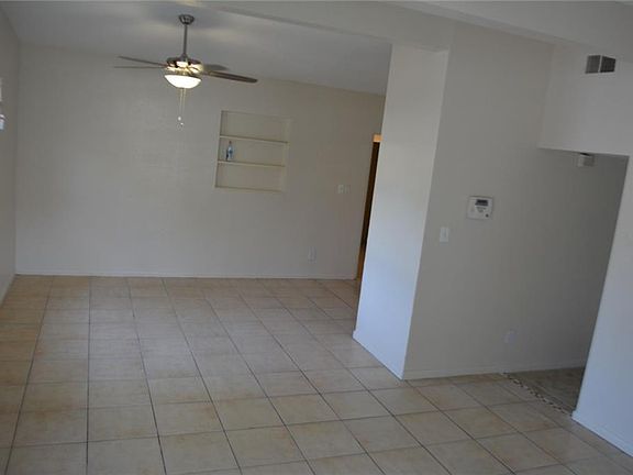 5th image of 3988 Neptune Dr SE