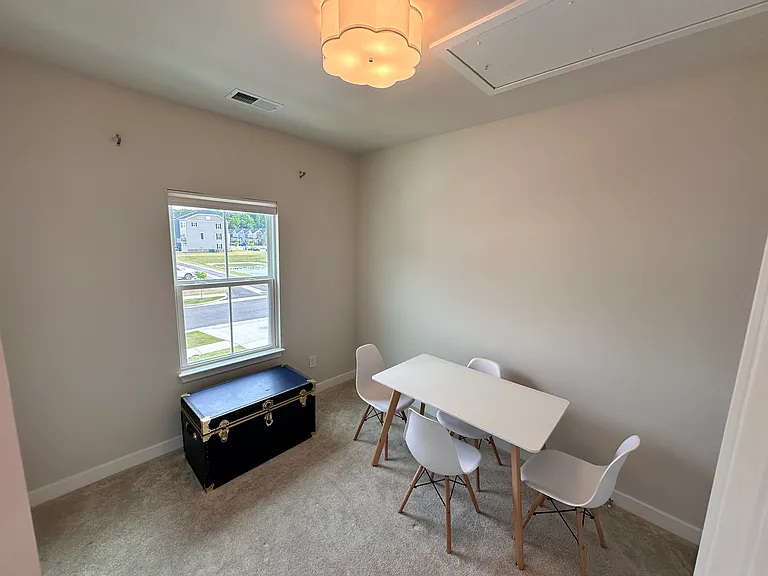 402 Big Woods Dr — Photo 13