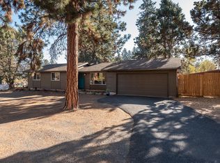 60856 Windsor Dr, Bend, OR 97702