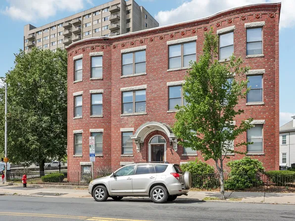 550 Main St APT 5, Malden, MA 02148