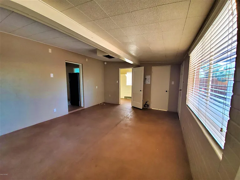 1746 E Copper St — Photo 16
