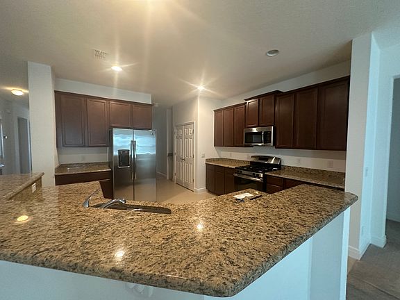 5th image of 14535 Driftwood Ct
