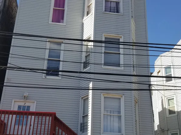 3 Jones Pl #2, Yonkers, NY 10703