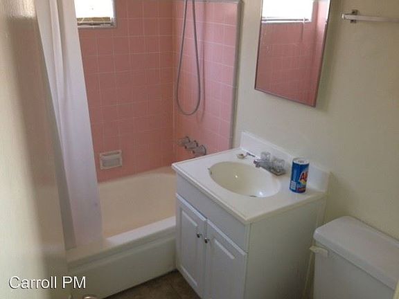 4th image of 3822 47th St