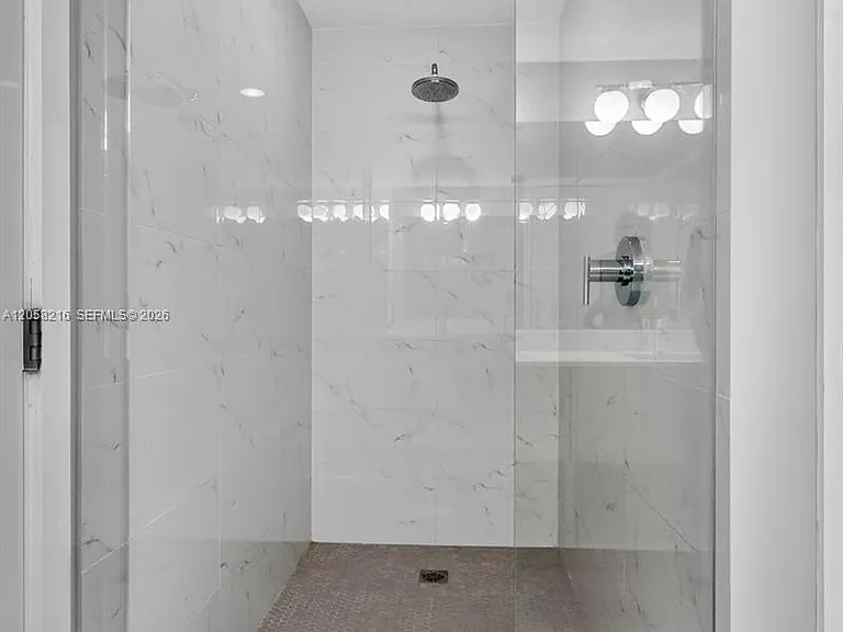 16385 Biscayne Blvd #1215 — Photo 13